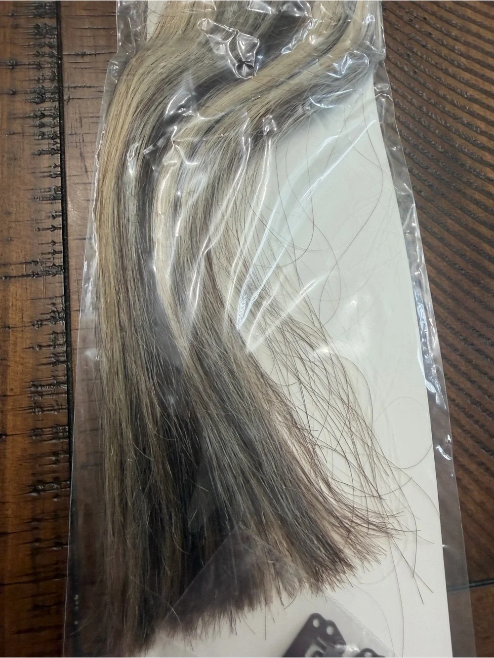 Clip-In Hair Extension 16